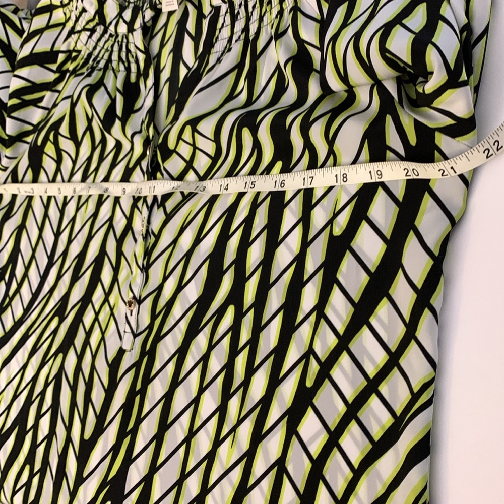 Dana Buchman Stylish Black and Green 3/4 sleeves Women's Top - Picture 7 of 9